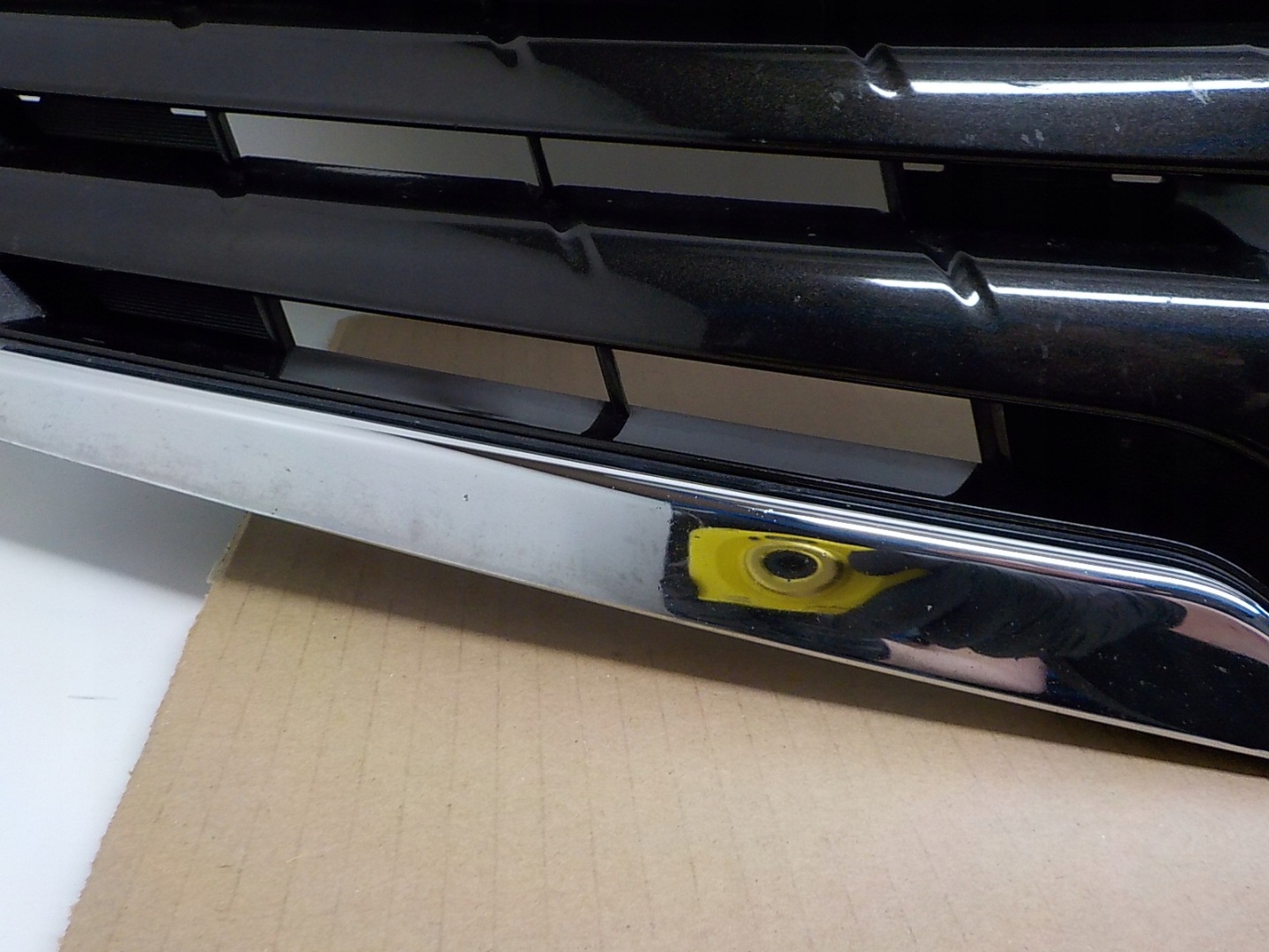 Nissan Note E11 Kühlergrill FRONTGRILL Kühlergitter 62310BH00H - Thumbnail 7