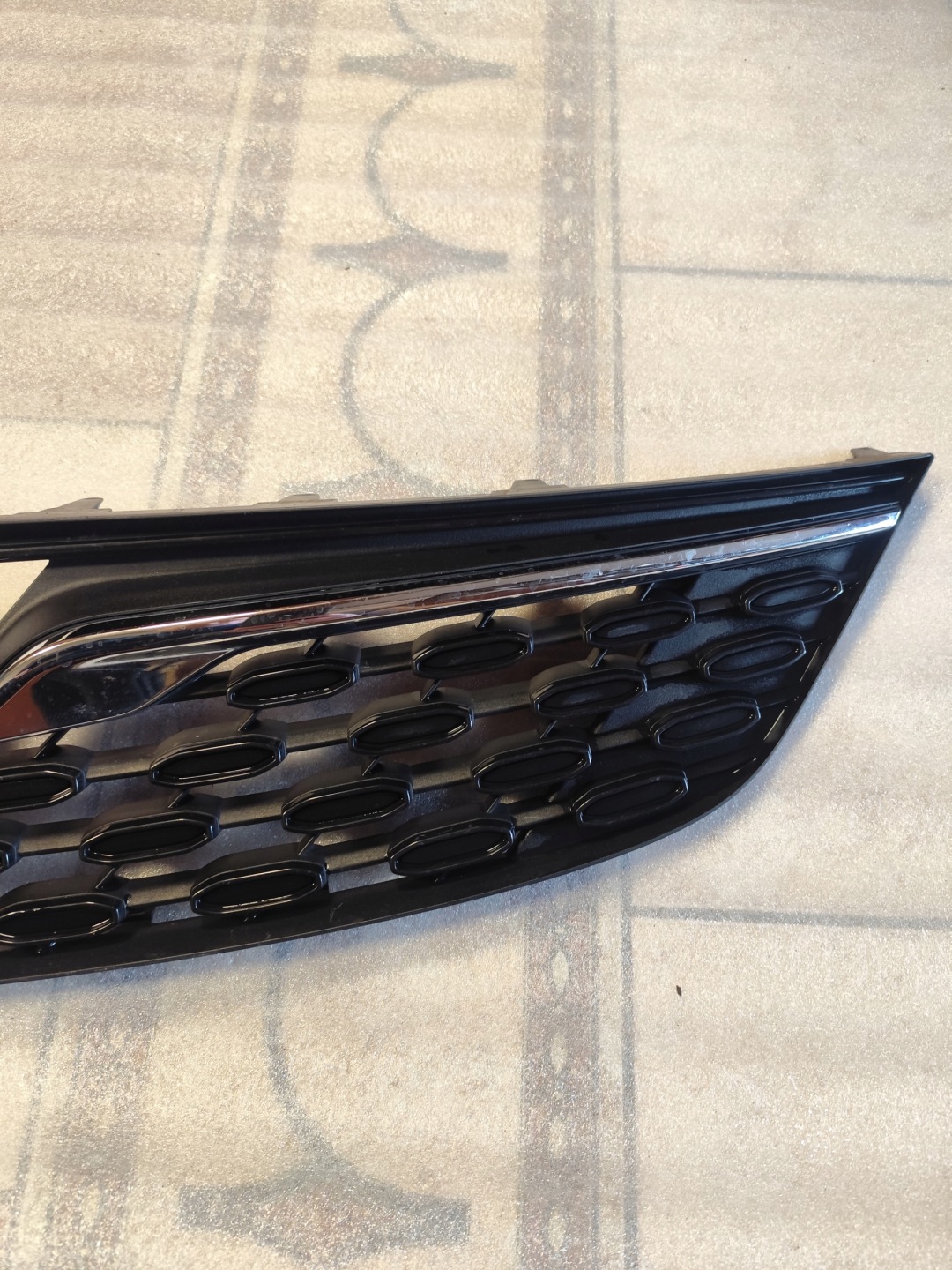Opel Astra Kühlergrill FRONTGRILL Kühlergitter 39130501 - Thumbnail 6