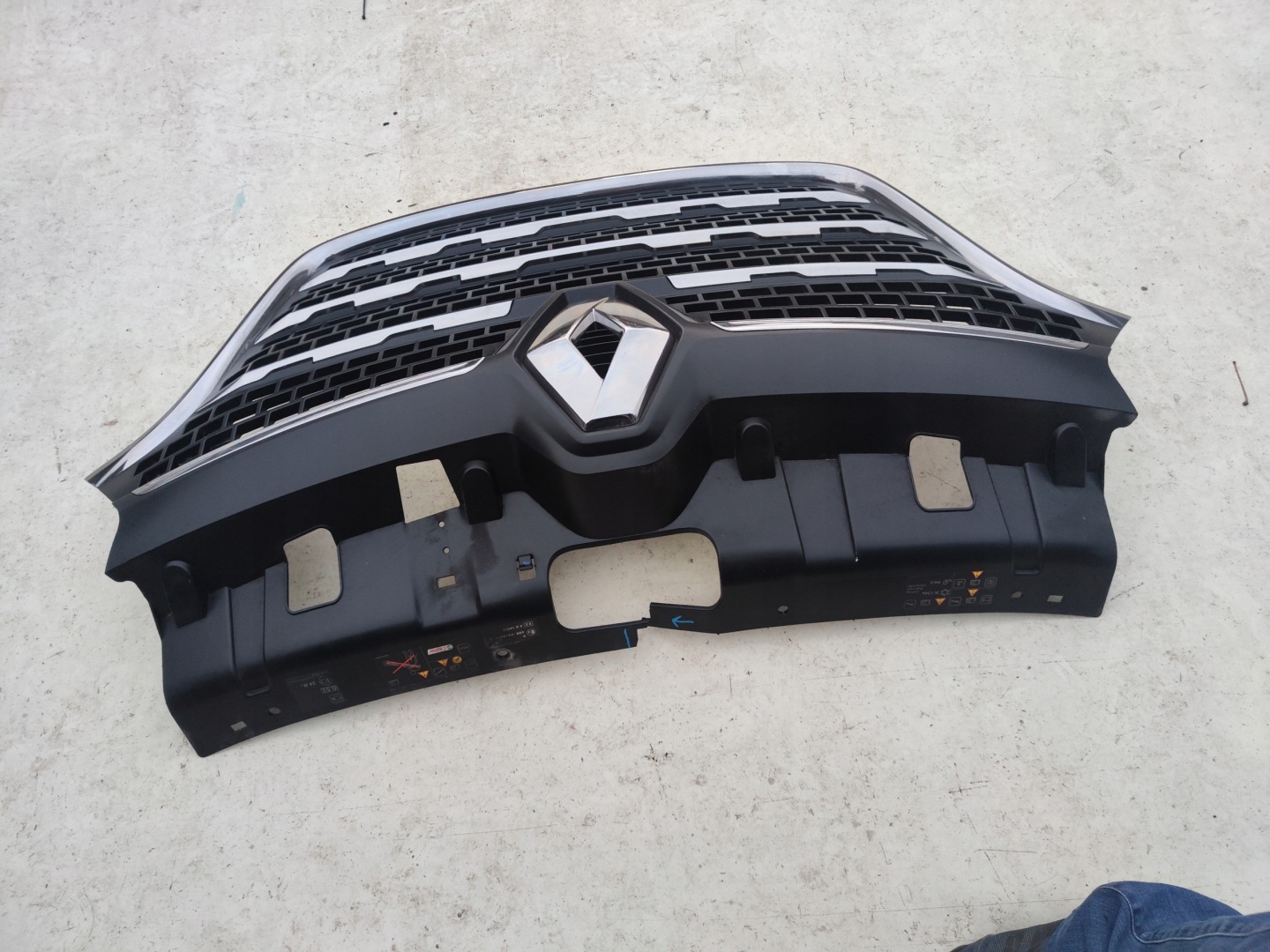 Renault Master II Kühlergrill FRONTGRILL Kühlergitter 628959833R - Thumbnail 4