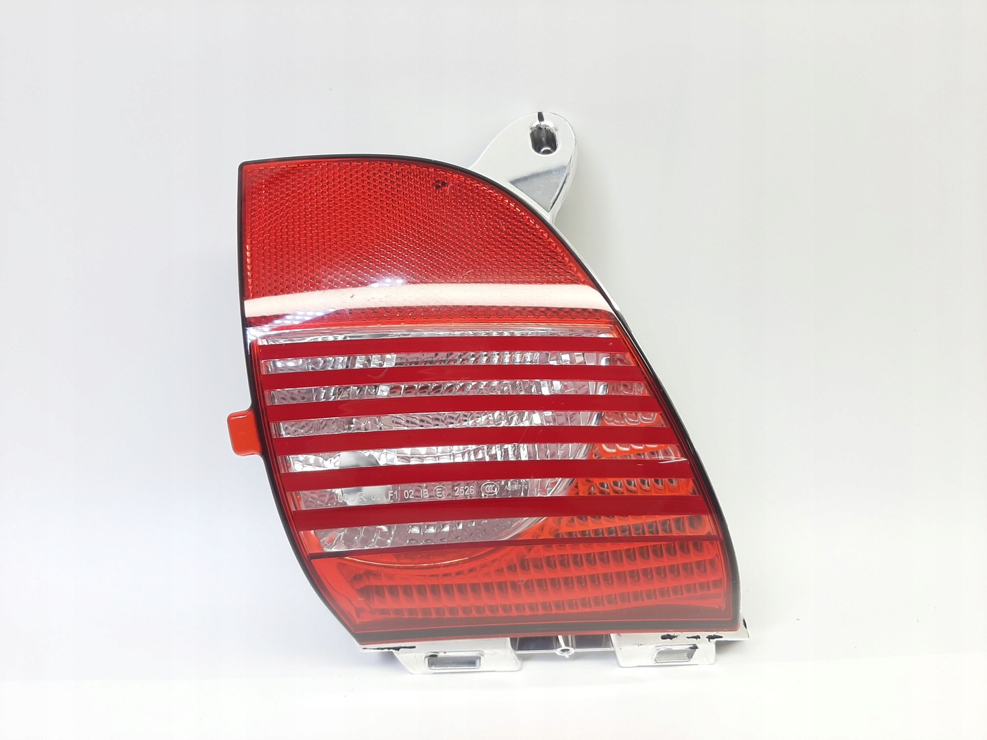PEUGEOT 2008 308CC LAMPA TYŁ ZDERZAK 009774040002