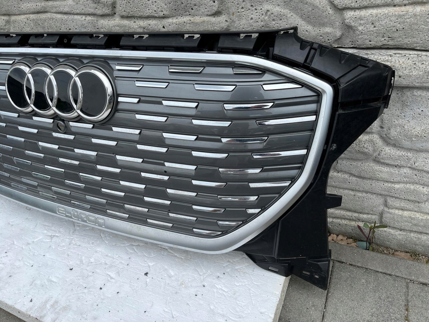 Audi Q4 Kühlergrill FRONTGRILL Kühlergitter 89A807233 - Thumbnail 6