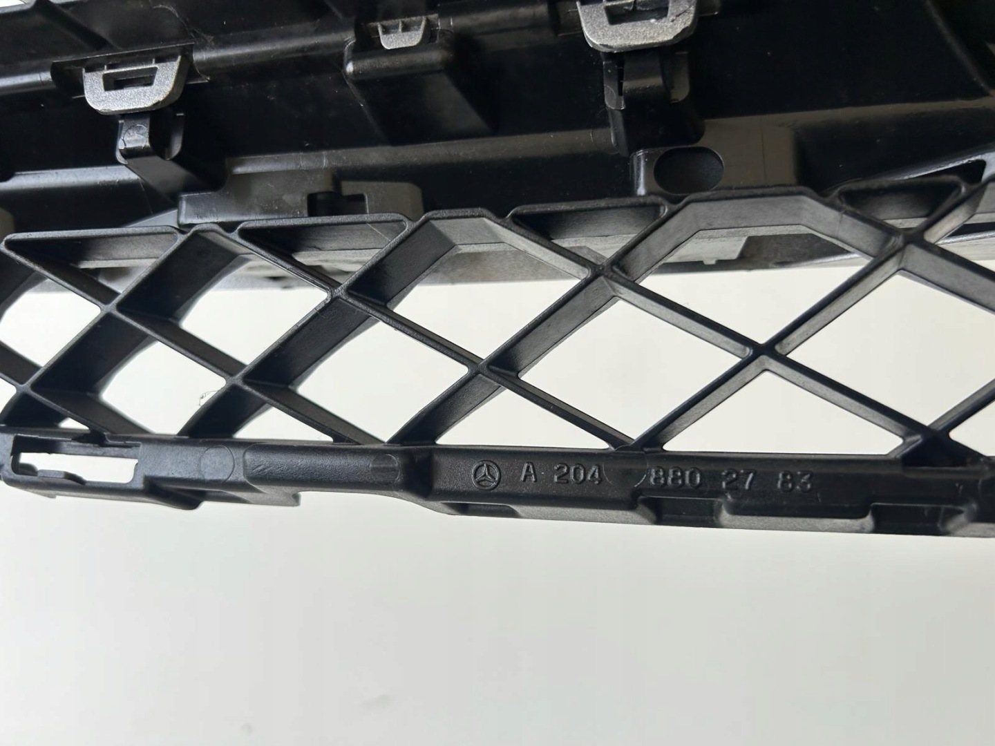 Mercedes-Benz C-Klasse W204 Kühlergrill FRONTGRILL Kühlergitter A2048803083 - Thumbnail 9