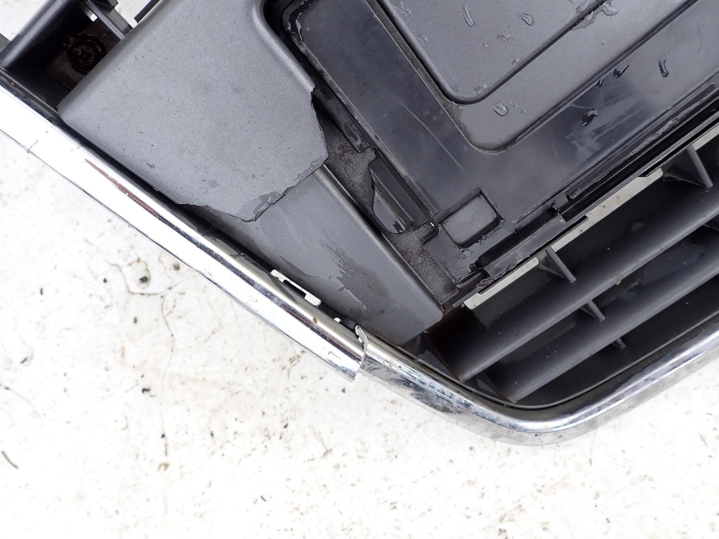 Audi A4 B7 Kühlergrill FRONTGRILL Kühlergitter 8E0853651J - Thumbnail 2