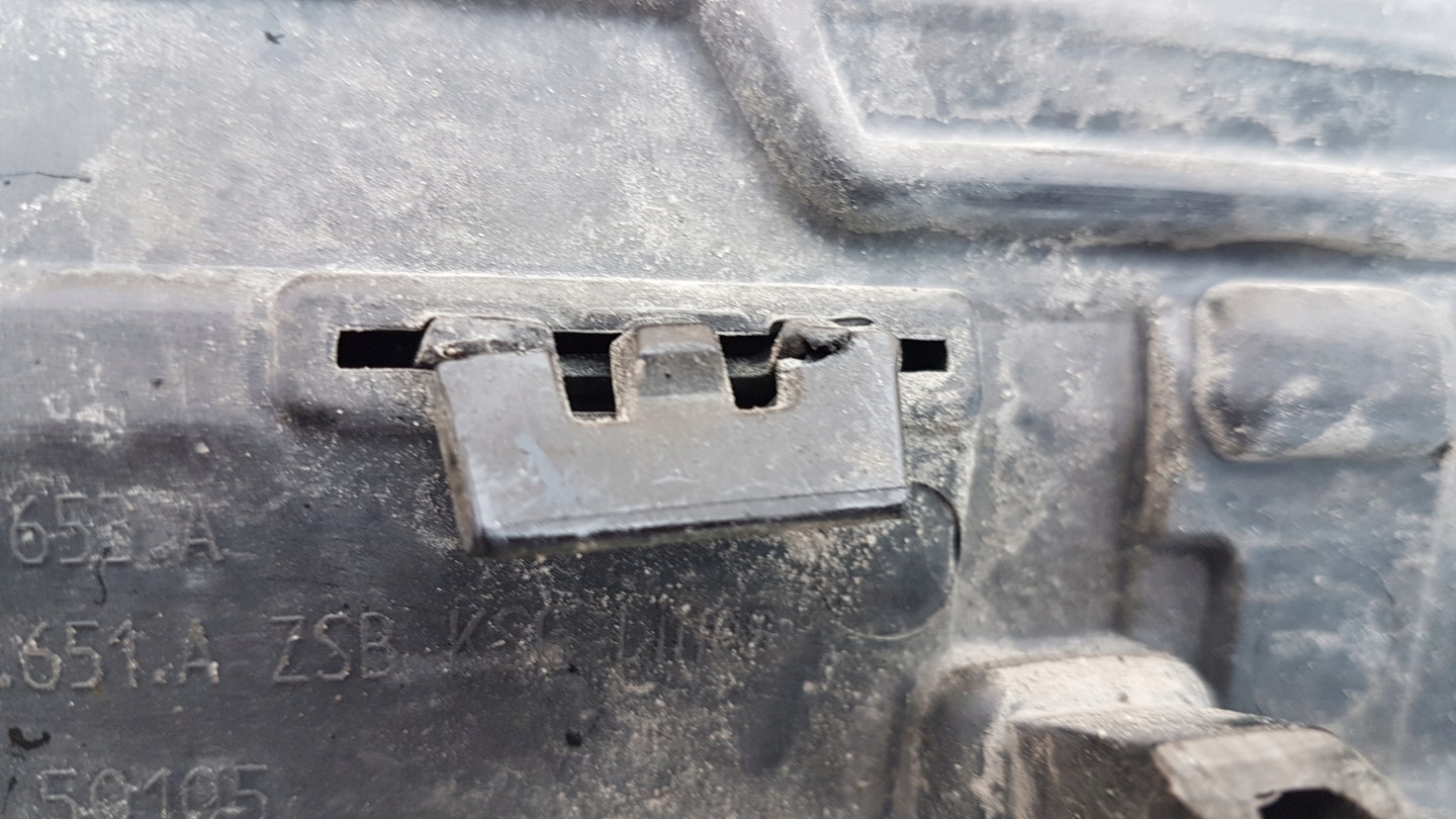 Audi Q4 Kühlergrill FRONTGRILL Kühlergitter - Thumbnail 11