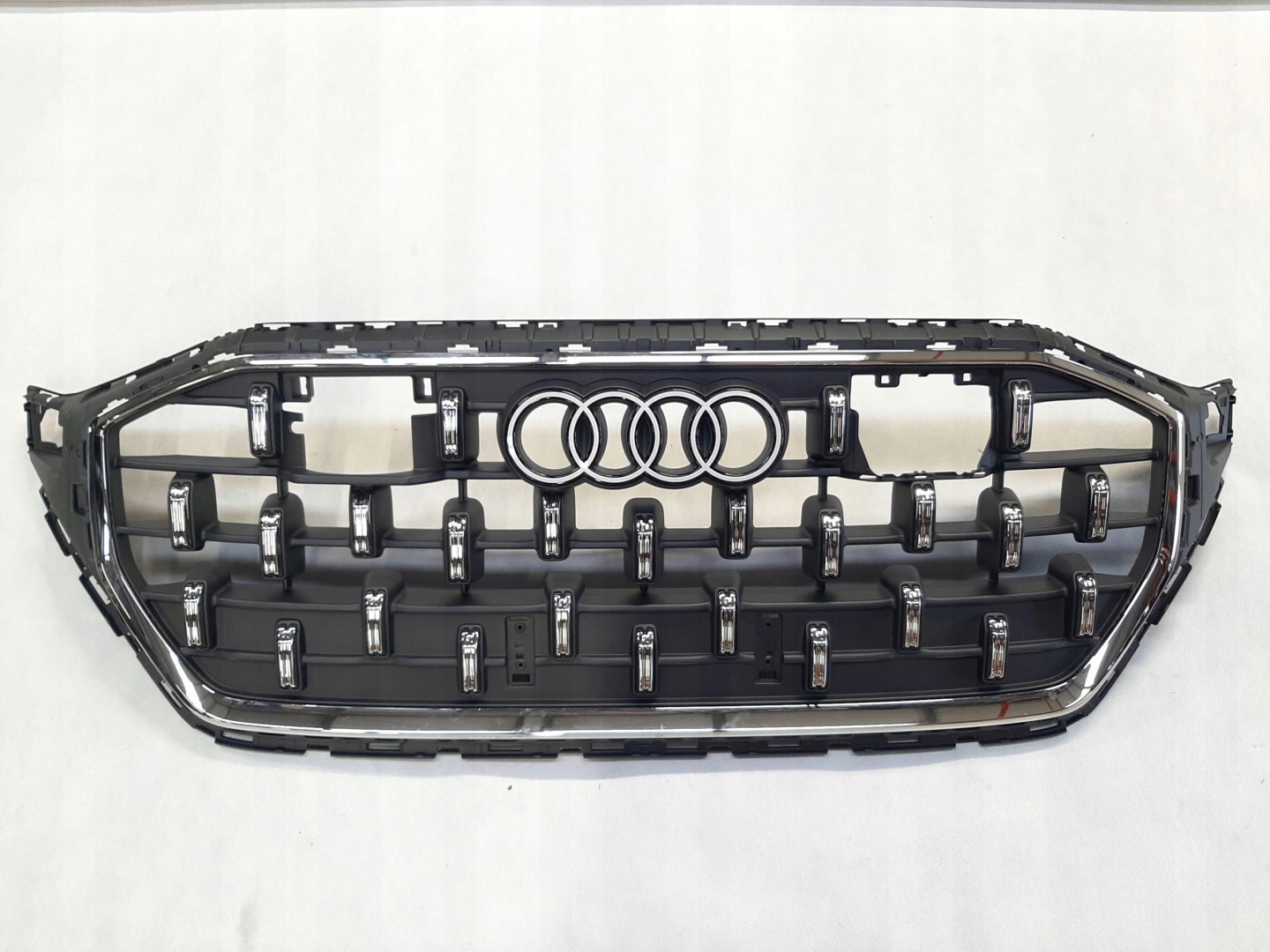 Audi Q8 Kühlergrill FRONTGRILL Kühlergitter 4M8853651BQ - Thumbnail 1