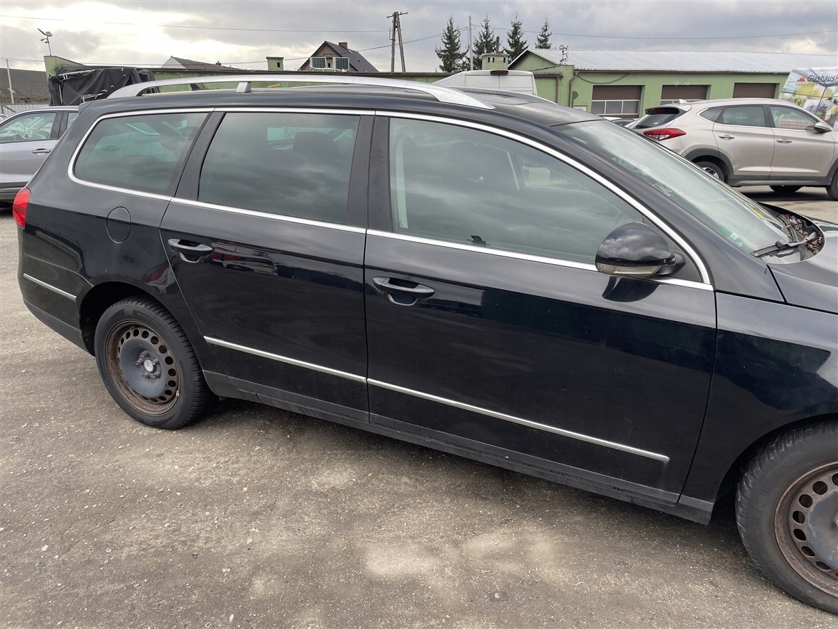 VW Passat B6 Tür Vorne Rechts Kombi Door Porta Porte - Thumbnail 1