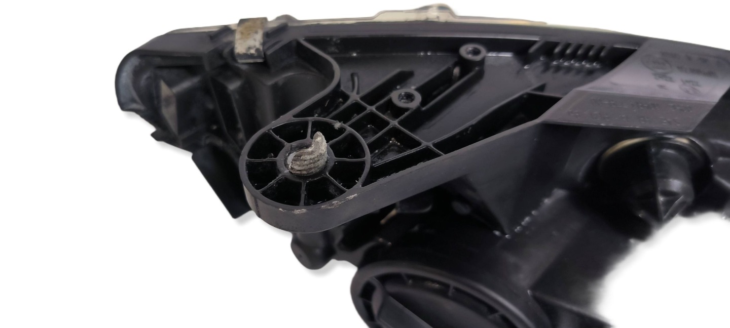 Frontscheinwerfer Mercedes-Benz C-Klasse W203 A2039060700 LED Links Headlight - Thumbnail 9