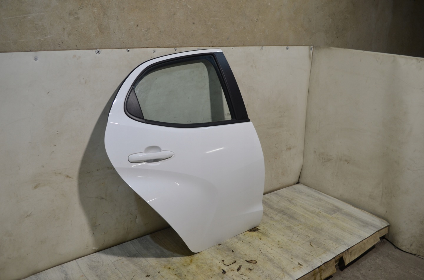 Toyota Yaris I P1 Tür Hinten Rechts Door Porta Porte - Thumbnail 3
