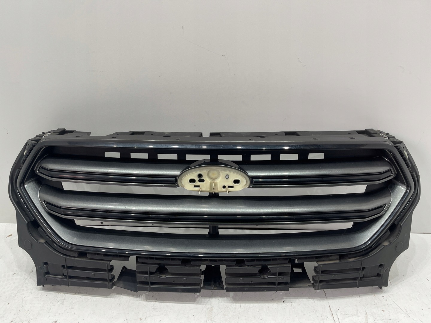 Ford Kuga II Mk2 Kühlergrill FRONTGRILL Kühlergitter - Thumbnail 1