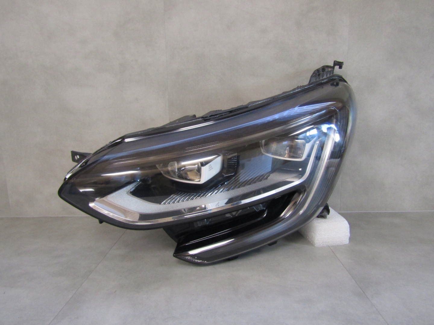 Frontscheinwerfer Renault MĂ©gane IV RFB 260601093R LED Links Headlight - Thumbnail 1