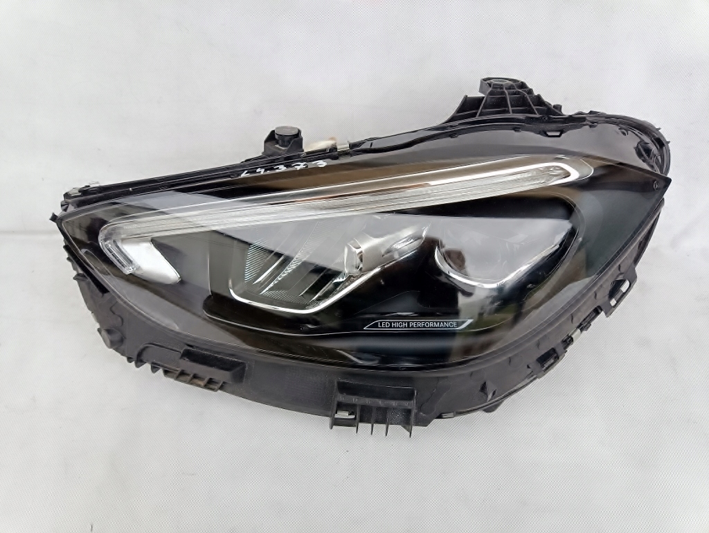 Frontscheinwerfer Mercedes-Benz C-Klasse W206 A2069066104 LED Links Headlight - Thumbnail 1