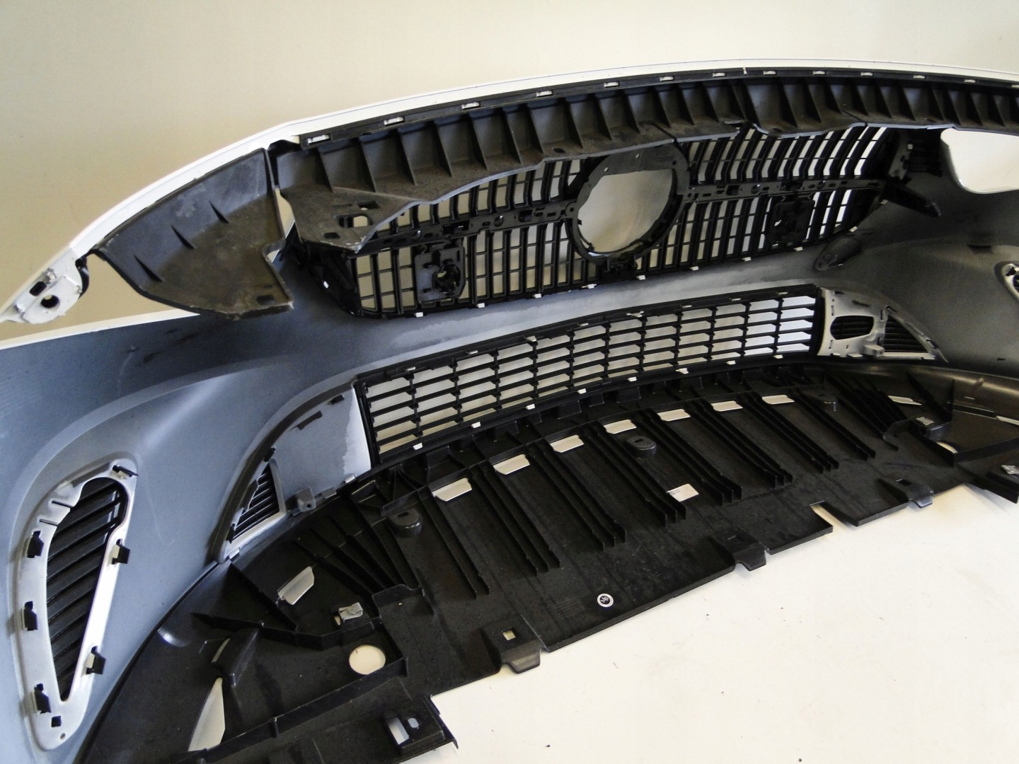 Mercedes-Benz B-Klasse W247 Kühlergrill FRONTGRILL Kühlergitter A2478884601 - Thumbnail 9