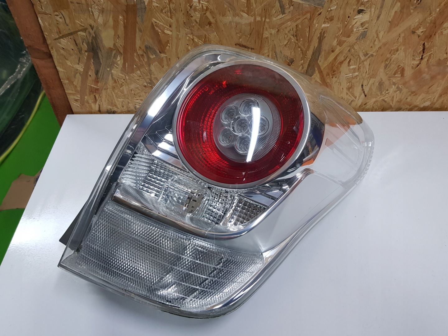 Toyota Verso AR2 Rückleuchte Rearlamp - Thumbnail 1