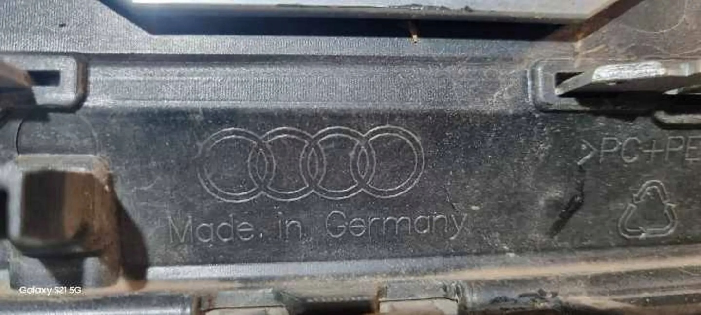 Audi Q4 Kühlergrill FRONTGRILL Kühlergitter - Thumbnail 2