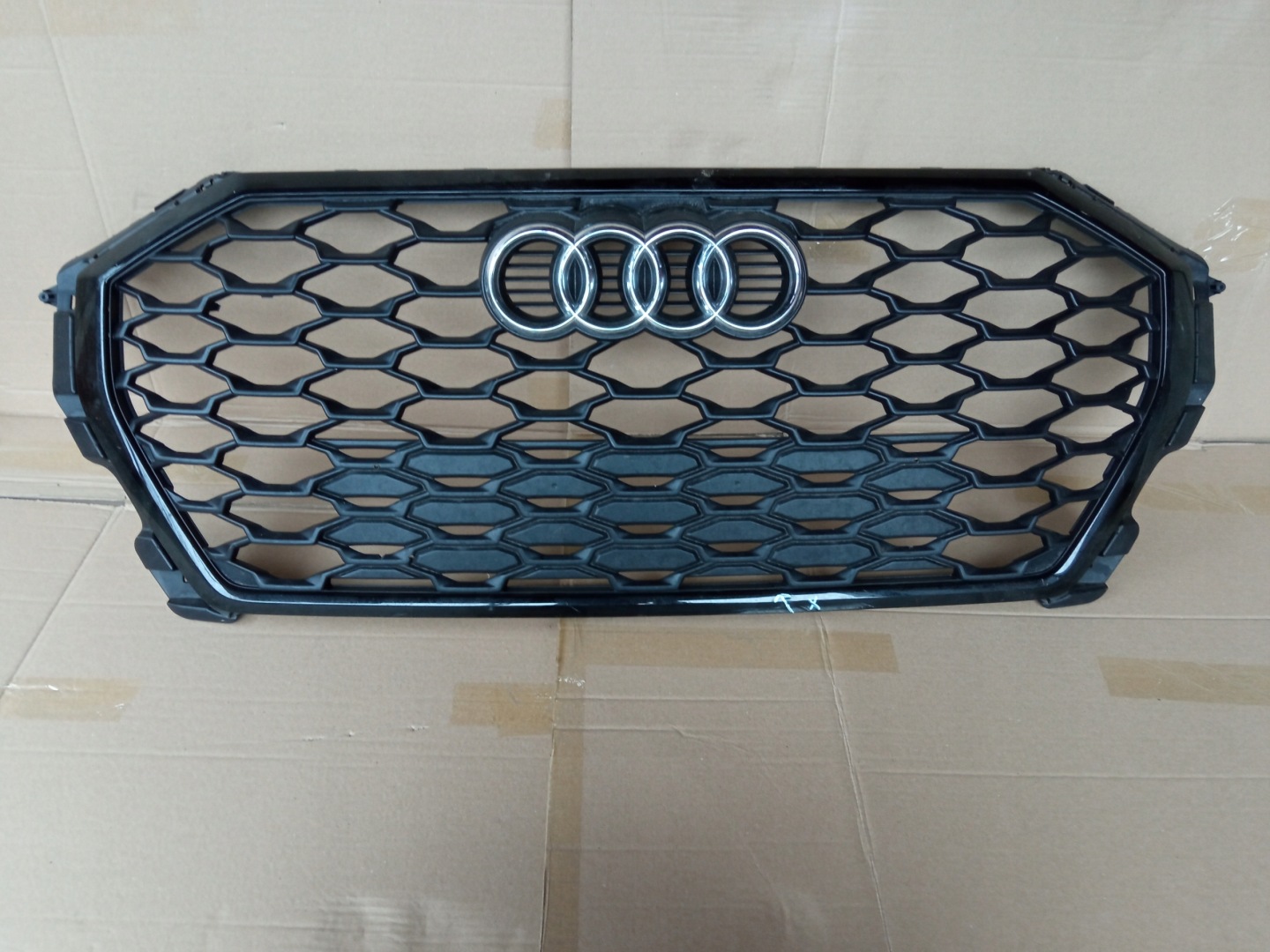 Audi Q3 Kühlergrill FRONTGRILL Kühlergitter 83F853651SP - Thumbnail 1