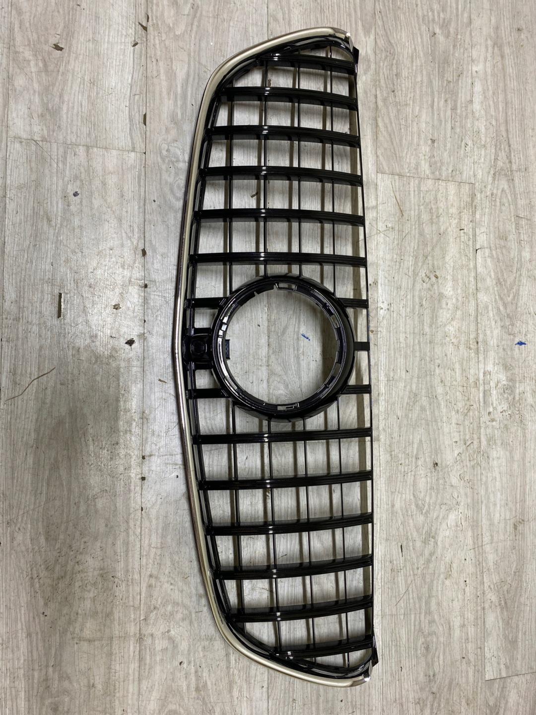 Mercedes-Benz Vito W447 Kühlergrill FRONTGRILL Kühlergitter - Thumbnail 1