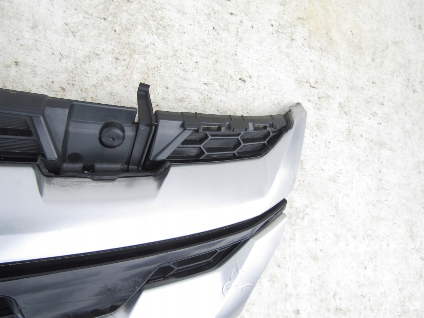 Mitsubishi Outlander CU0W Kühlergrill FRONTGRILL Kühlergitter 7450B303 - Thumbnail 6