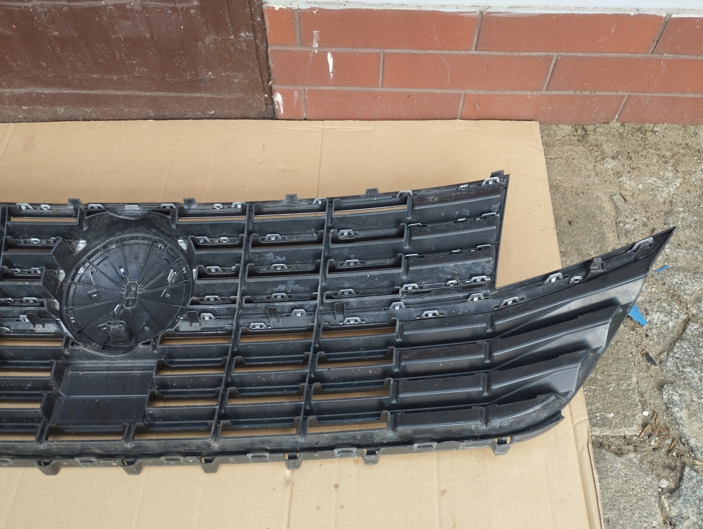VW Transporter T6 Kühlergrill FRONTGRILL Kühlergitter 7LA853651B - Thumbnail 7