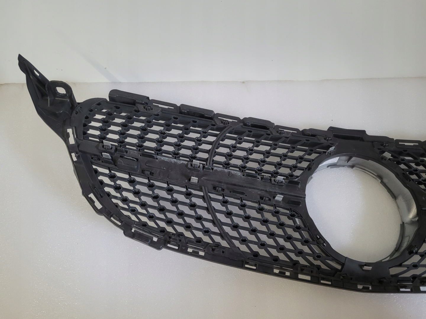 Mercedes-Benz C-Klasse W205 Kühlergrill FRONTGRILL Kühlergitter A2058807506 - Thumbnail 7