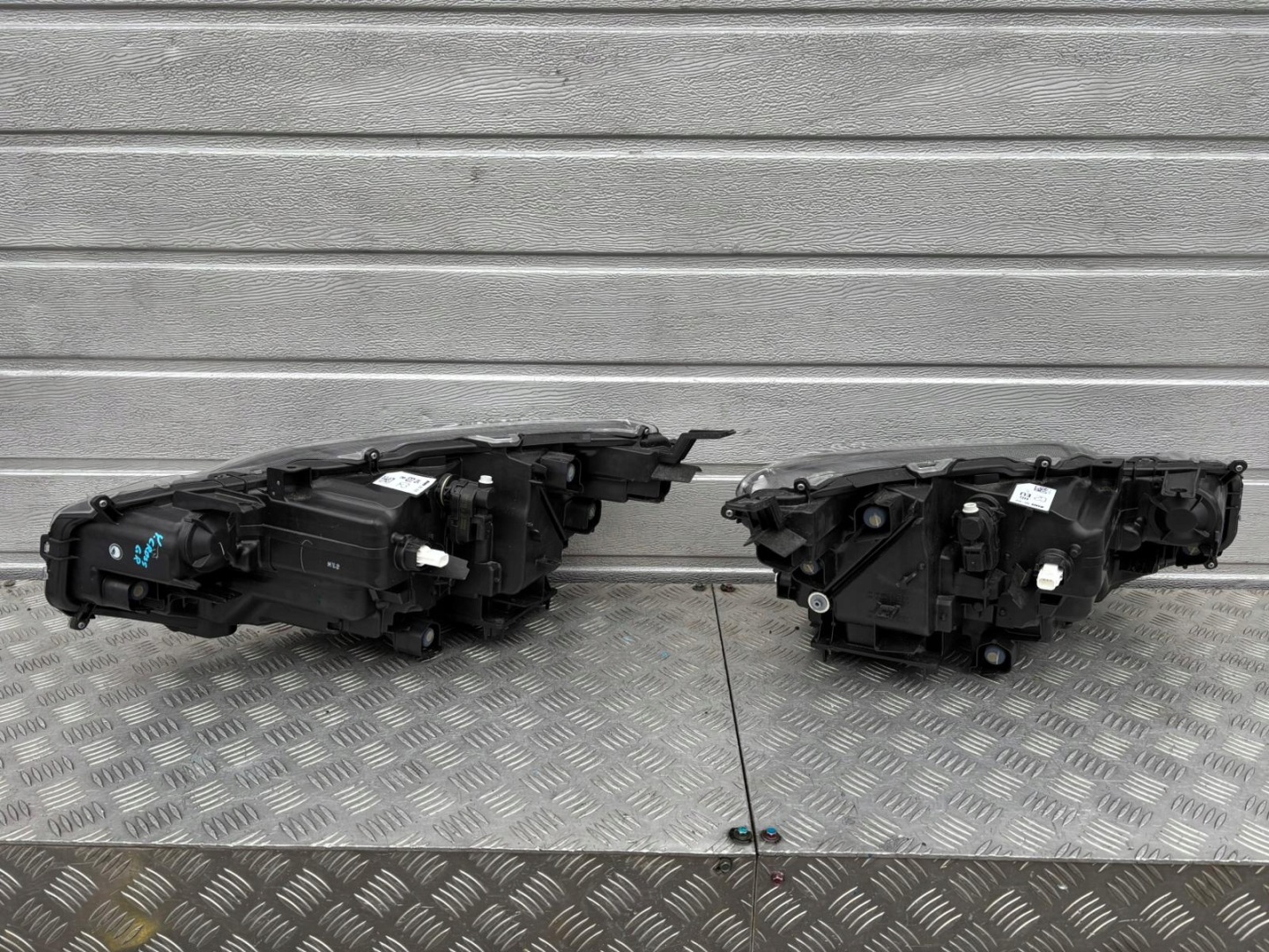 Frontscheinwerfer Toyota Yaris Cross XPB1F LED Links Scheinwerfer Headlight - Thumbnail 7