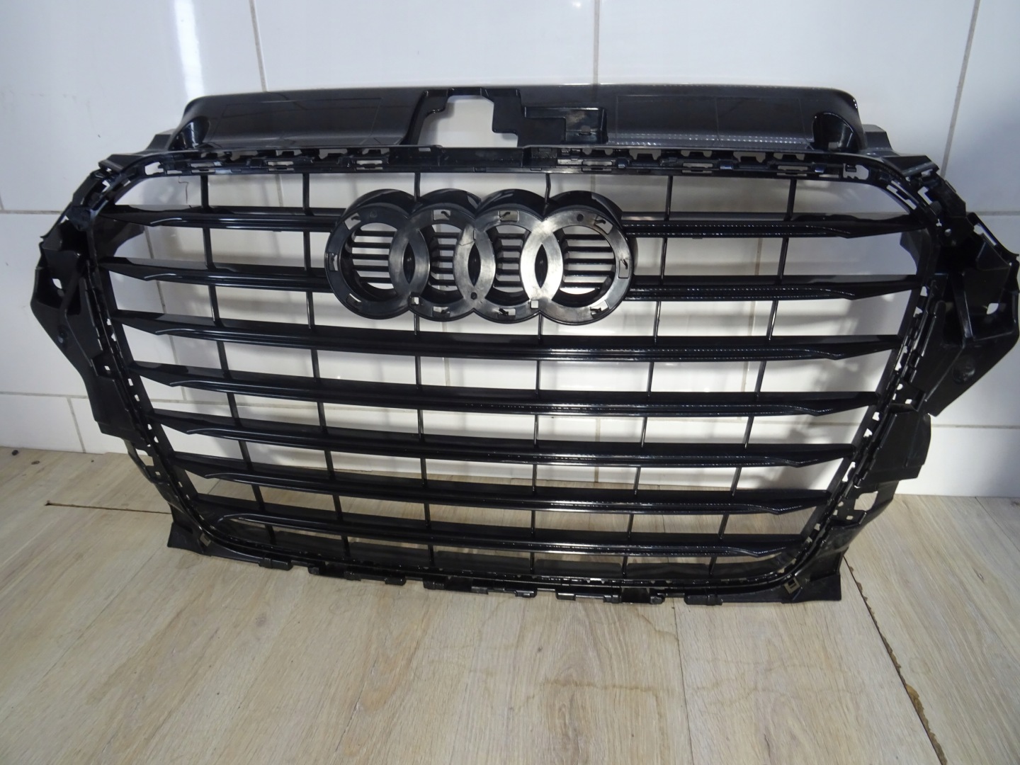 Audi A3 8V Kühlergrill FRONTGRILL Kühlergitter 3V5853651B - Thumbnail 1