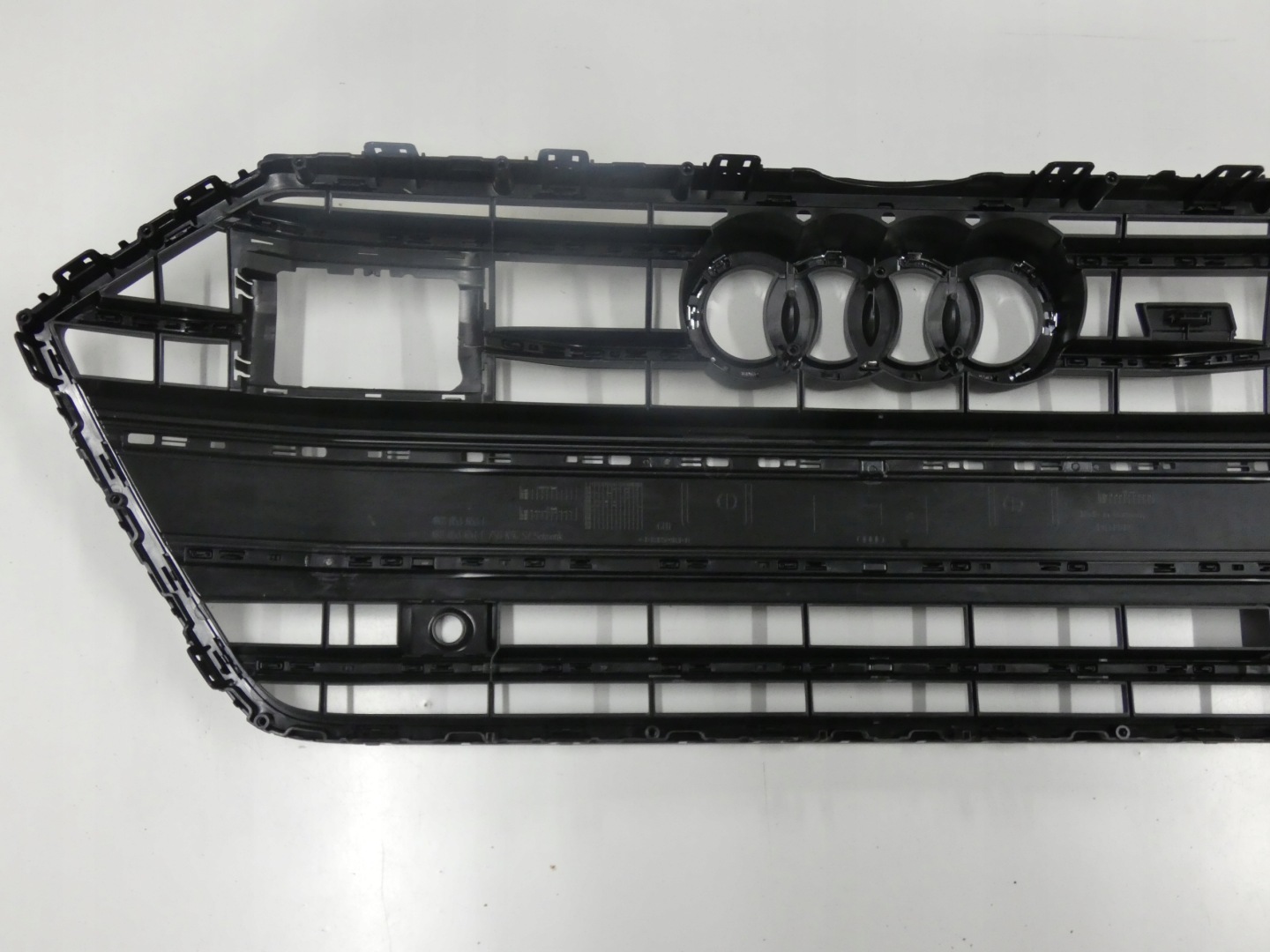 Audi 4K8 Kühlergrill FRONTGRILL Kühlergitter 4K8853651 - Thumbnail 6