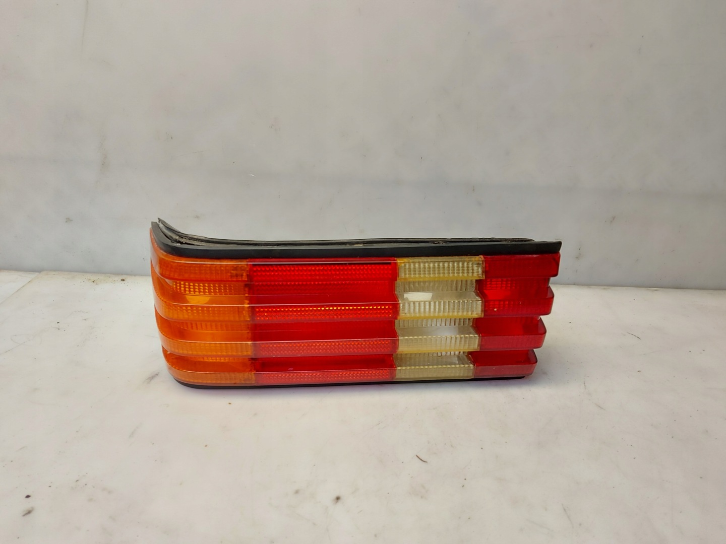 Mercedes-Benz S-Klasse W126 Rückleuchte Rearlamp - Thumbnail 1