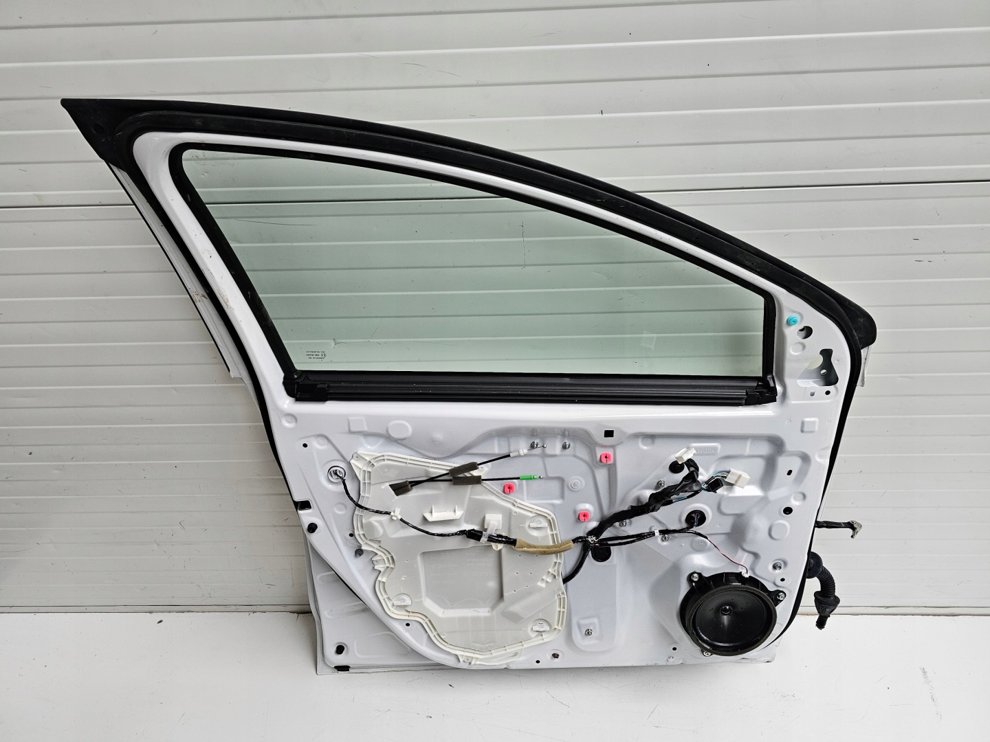 Toyota Yaris I P1 Tür Vorne Links Door Porta Porte - Thumbnail 9