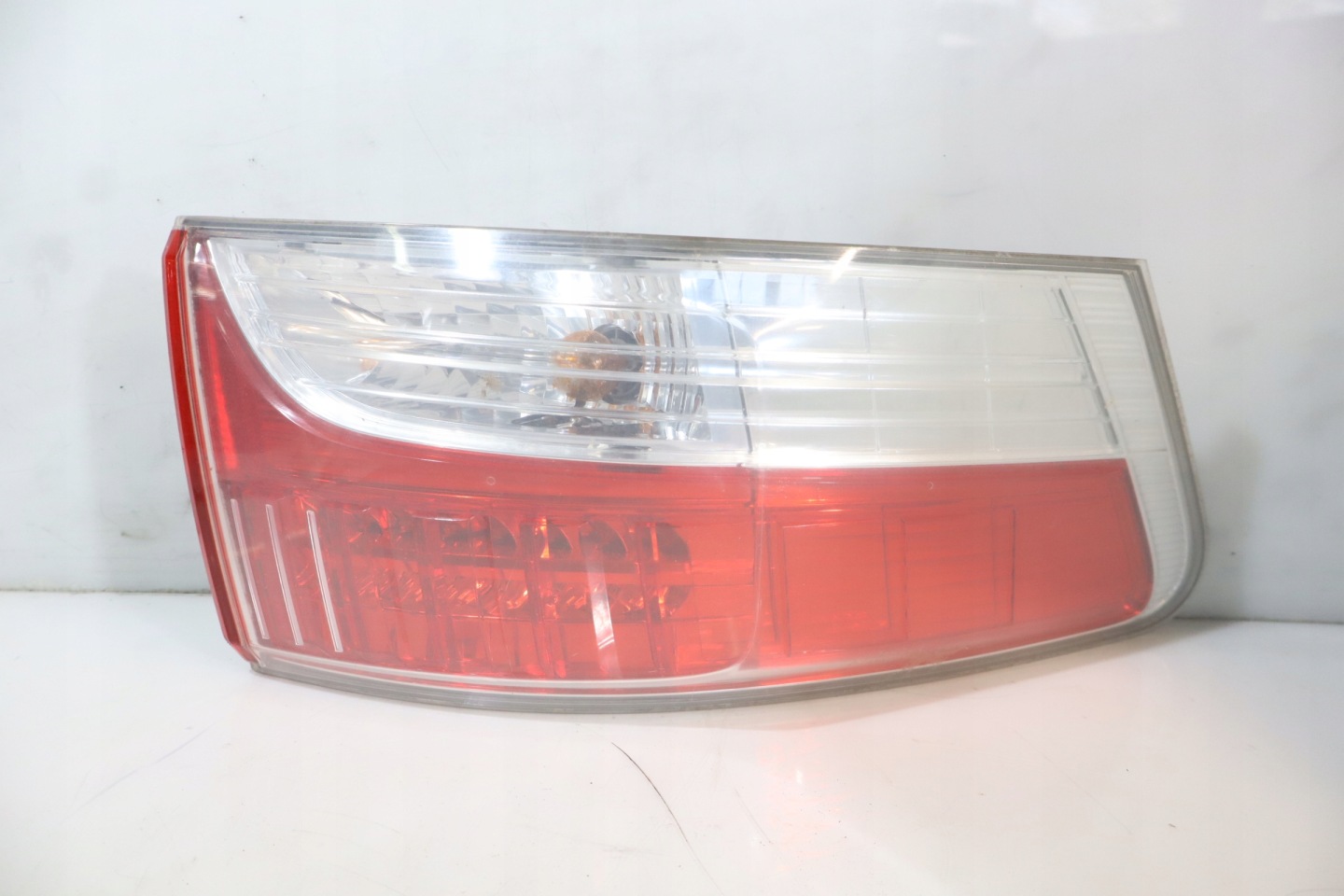 Toyota Avensis T25 Rückleuchte Rearlamp - Thumbnail 1