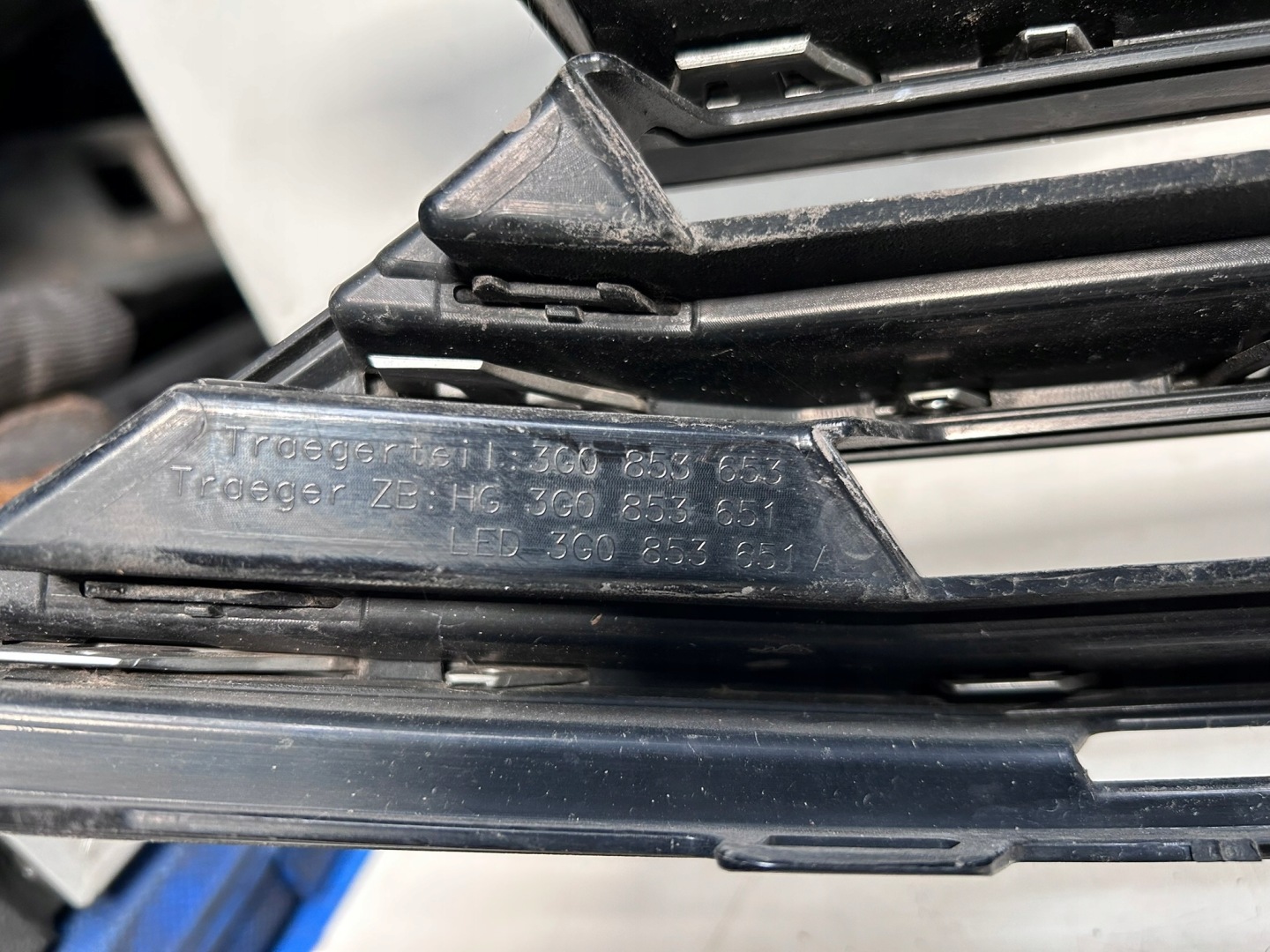 VW Passat B8 Kühlergrill FRONTGRILL Kühlergitter 3G0853653 - Thumbnail 5