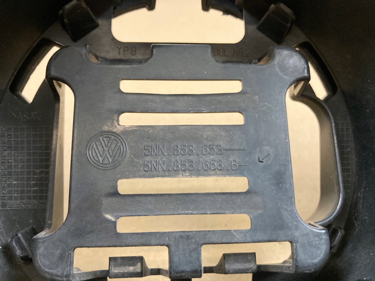 VW Tiguan Kühlergrill FRONTGRILL Kühlergitter 5NN853653B - Thumbnail 8