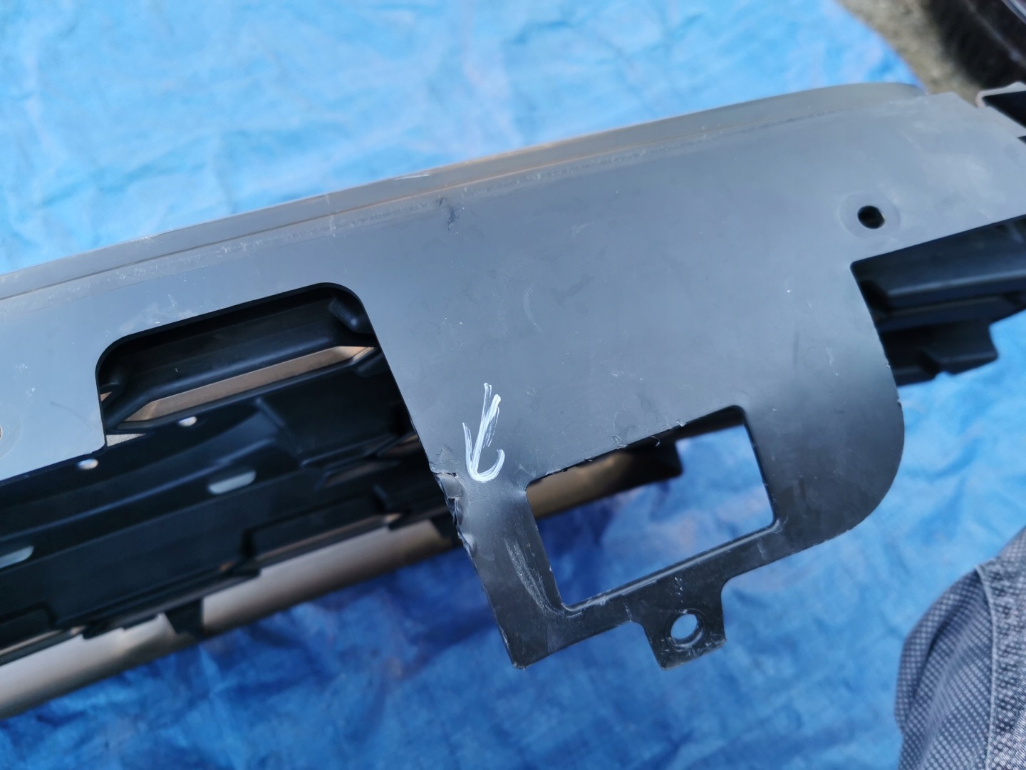 Ford EcoSport Kühlergrill FRONTGRILL Kühlergitter GN1517B968EWF - Thumbnail 3