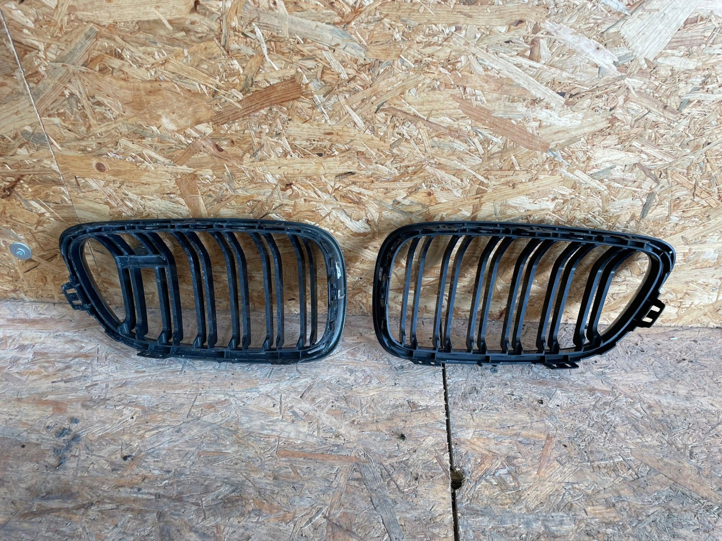 BMW 2 F87 Kühlergrill FRONTGRILL Kühlergitter 8064143 - Thumbnail 2