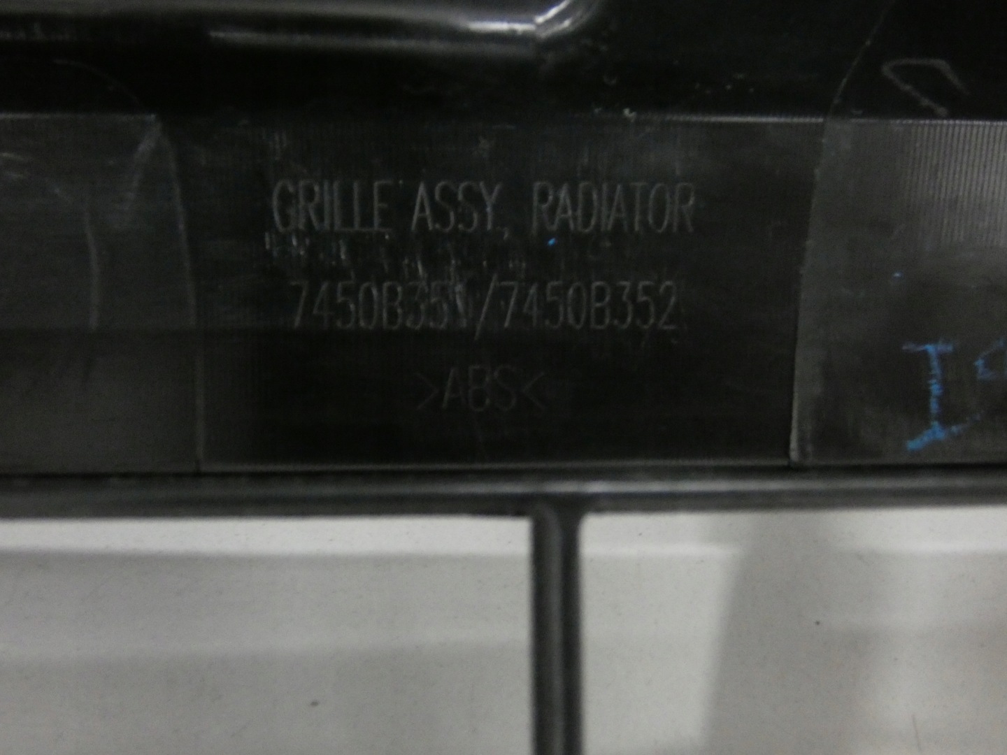 Mitsubishi Space Star A00 Kühlergrill FRONTGRILL Kühlergitter - Thumbnail 4
