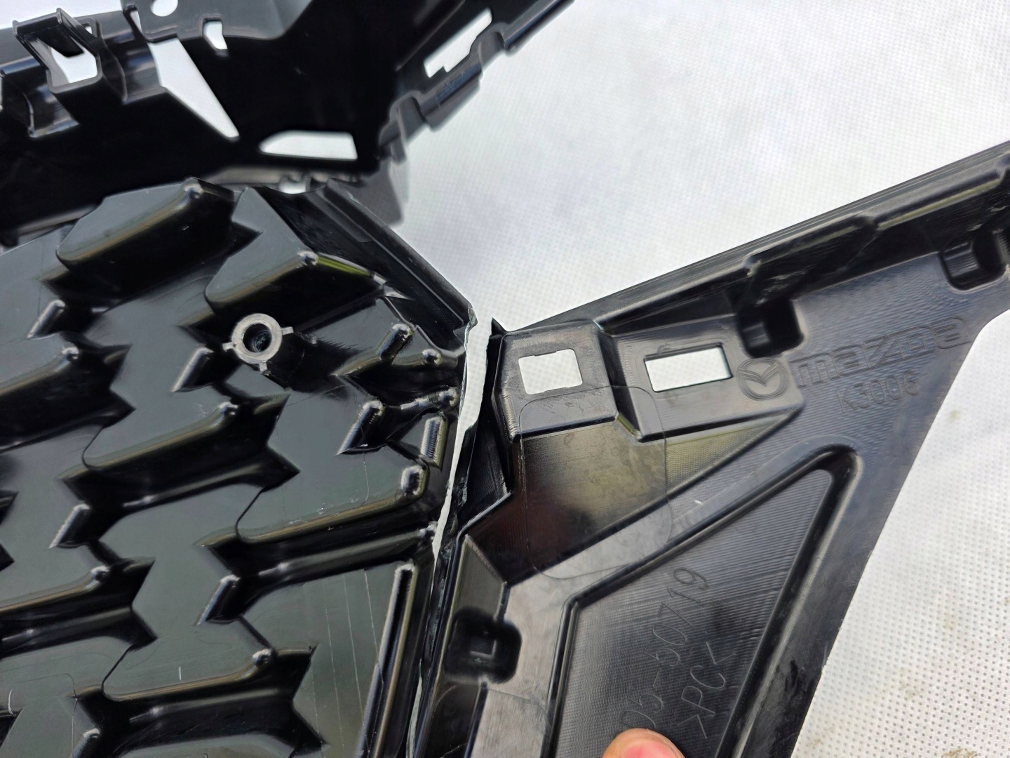 Mazda CX-5 KF Kühlergrill FRONTGRILL Kühlergitter KSD550719 - Thumbnail 10