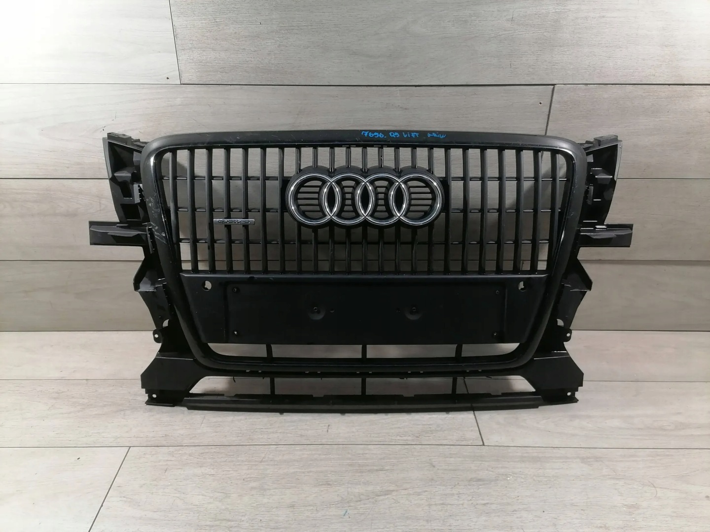 Audi Q5 Kühlergrill FRONTGRILL Kühlergitter 8R0853651 - Thumbnail 1