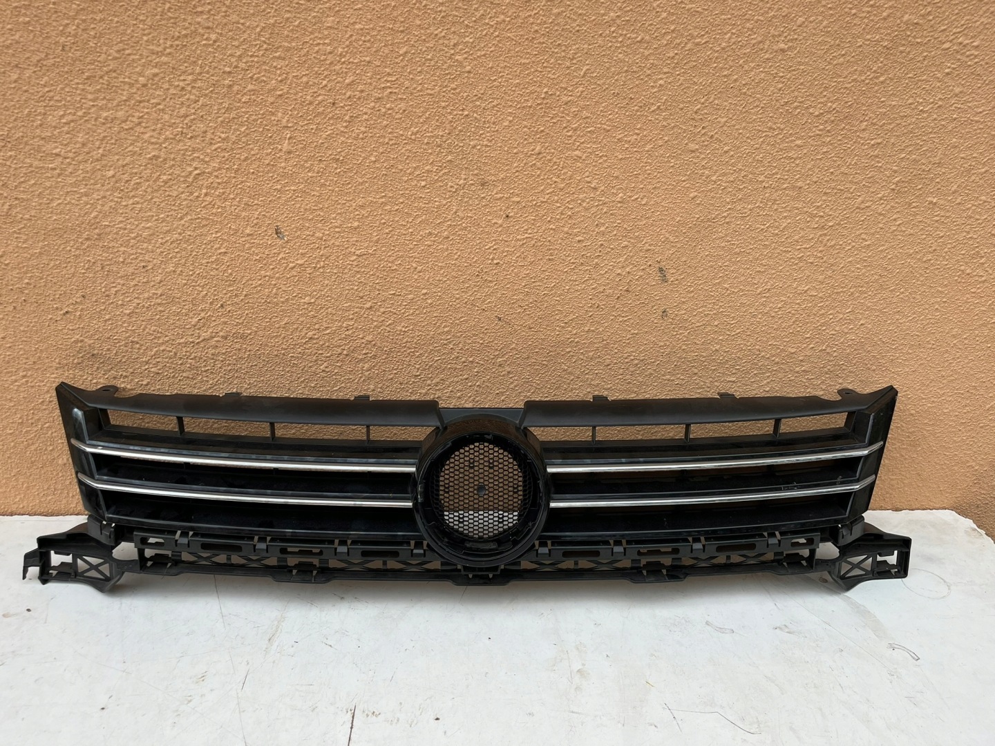 VW Touran I Kühlergrill FRONTGRILL Kühlergitter 1T0853653LA - Thumbnail 1