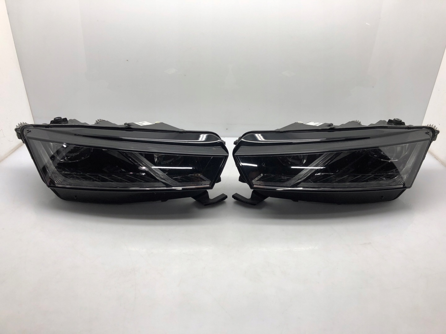 Frontscheinwerfer Skoda Octavia 1U 5E4941016A LED Links Scheinwerfer Headlight - Thumbnail 1