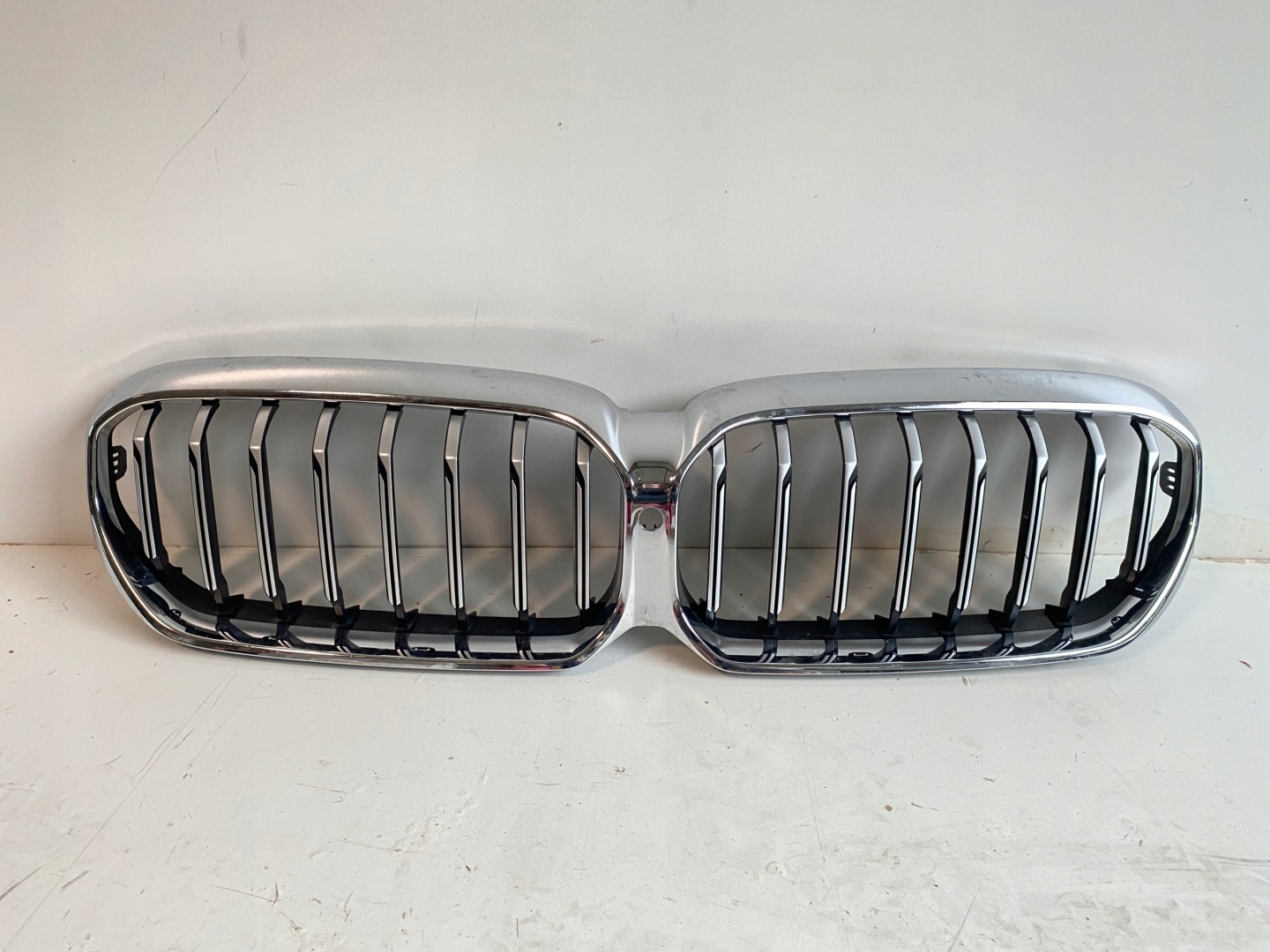 BMW 5 G31 Kühlergrill FRONTGRILL Kühlergitter 9464210 - Thumbnail 1