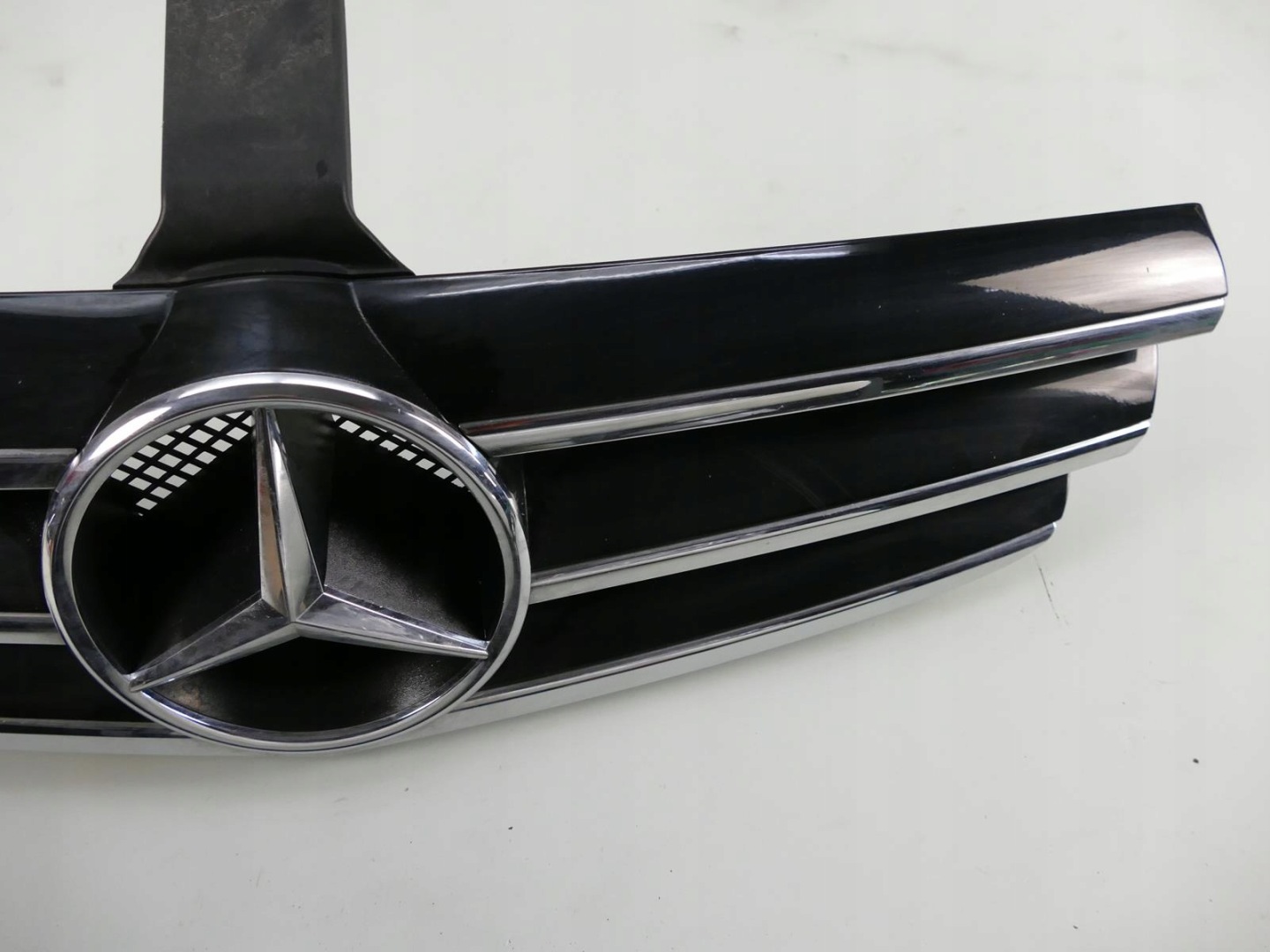 Mercedes-Benz CLK-Klasse W209 Kühlergrill FRONTGRILL Kühlergitter A2098800123 - Thumbnail 5