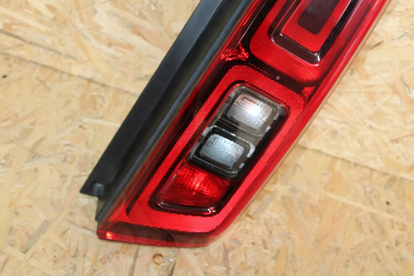 Citroen Berlingo I Rückleuchte 9820555080 Rearlamp - Thumbnail 3