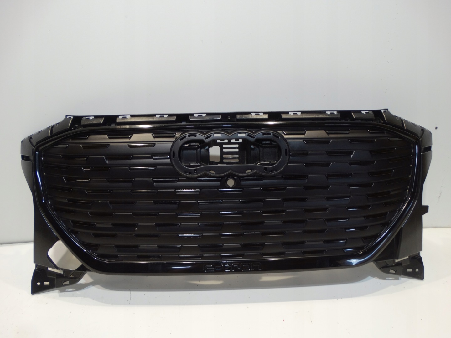 Audi Q4 Kühlergrill FRONTGRILL Kühlergitter 89A807233 - Thumbnail 1