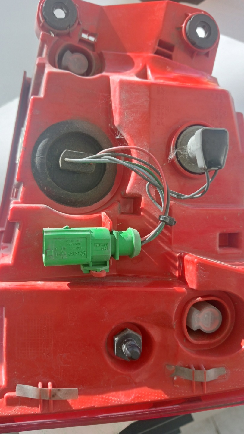 Audi A6 Rückleuchte 4G5945095A Rearlamp - Thumbnail 3
