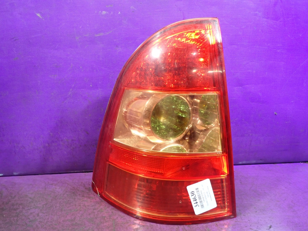 Toyota Corolla E170 Rückleuchte Rearlamp - Thumbnail 1