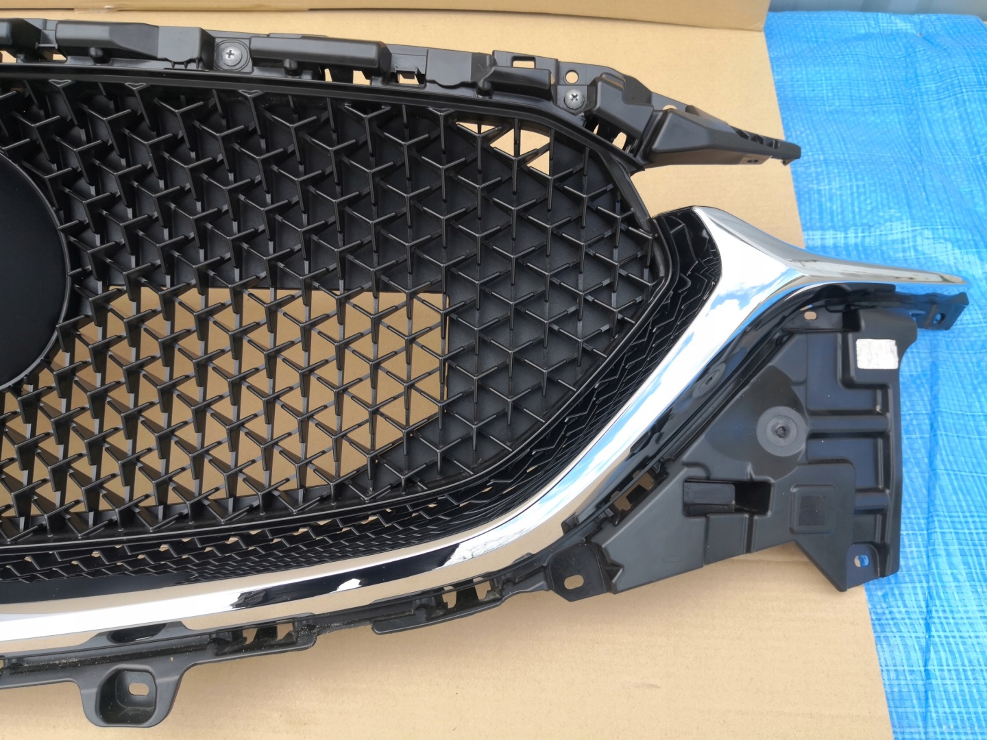 Mazda CX-5 KF Kühlergrill FRONTGRILL Kühlergitter KB8A50722K - Thumbnail 8