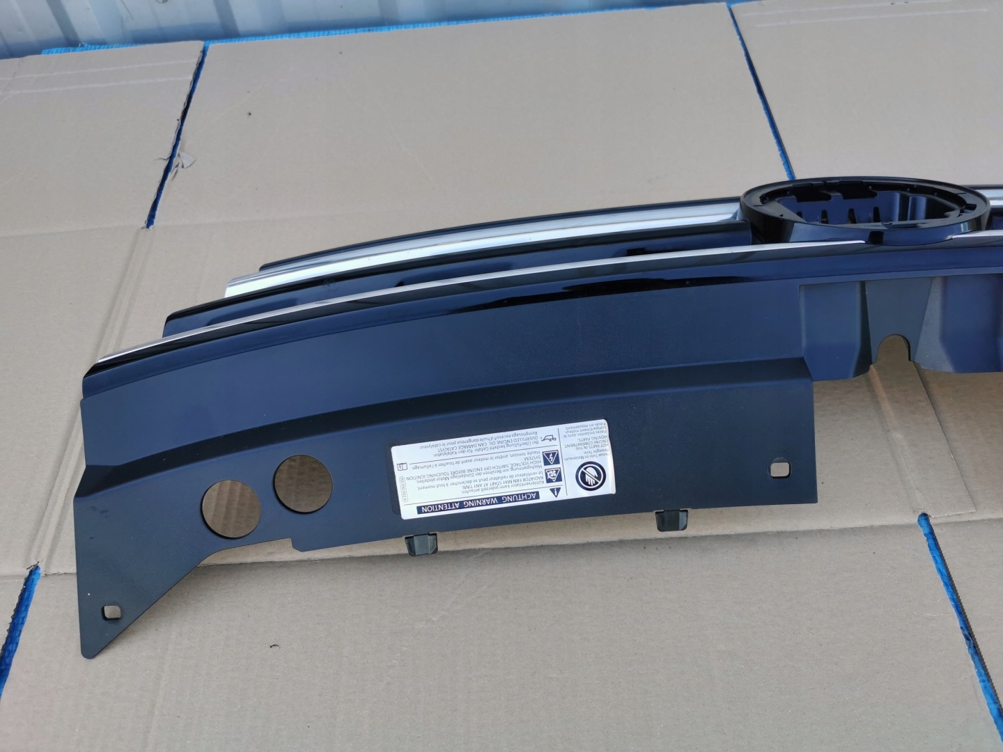 VW Tiguan Kühlergrill FRONTGRILL Kühlergitter 5NA853653BB - Thumbnail 11