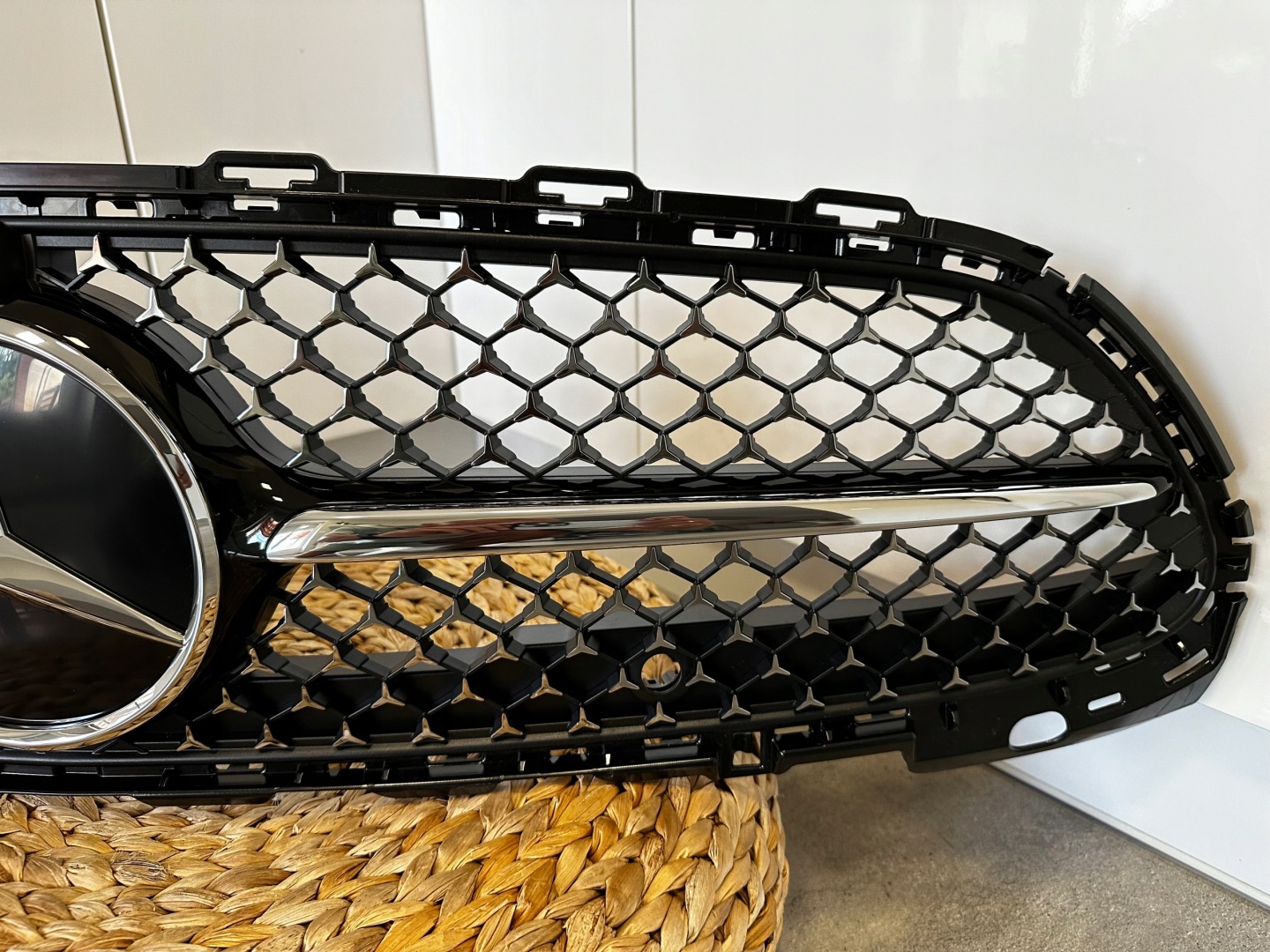 Mercedes-Benz C-Klasse W202 Kühlergrill FRONTGRILL Kühlergitter A2068802100 - Thumbnail 7