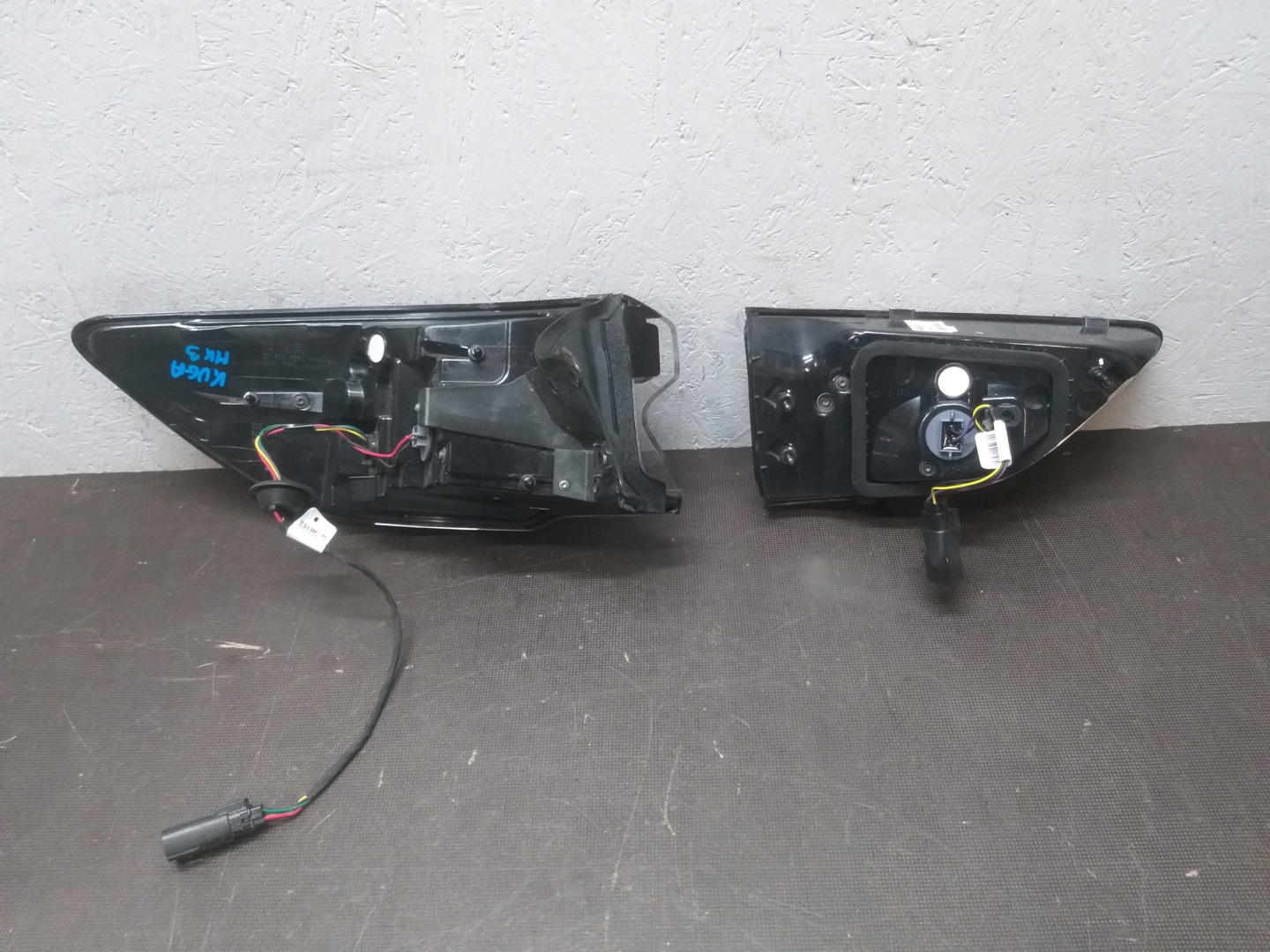 Ford Kuga III Mk3 Rückleuchte LV4B13A602AN Rearlamp - Thumbnail 4