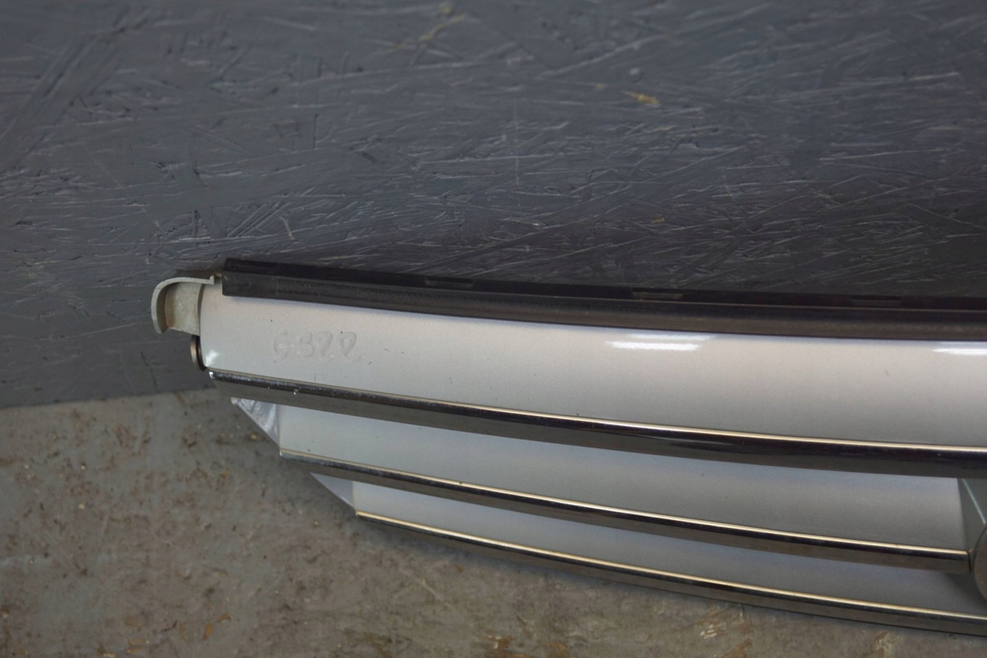 Mercedes-Benz C-Klasse W204 Kühlergrill FRONTGRILL Kühlergitter A2048800023 - Thumbnail 7