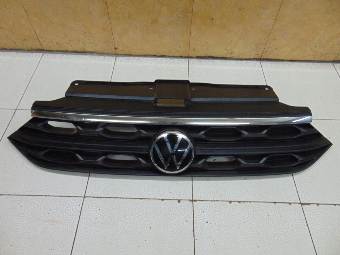 VW T-Roc A1 Kühlergrill FRONTGRILL Kühlergitter - Thumbnail 1